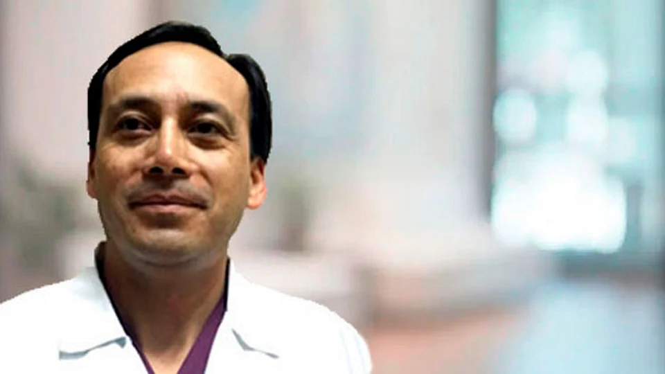 Dr. Iván Ayala S. - Cirugía General y Laparoscopía en Quito