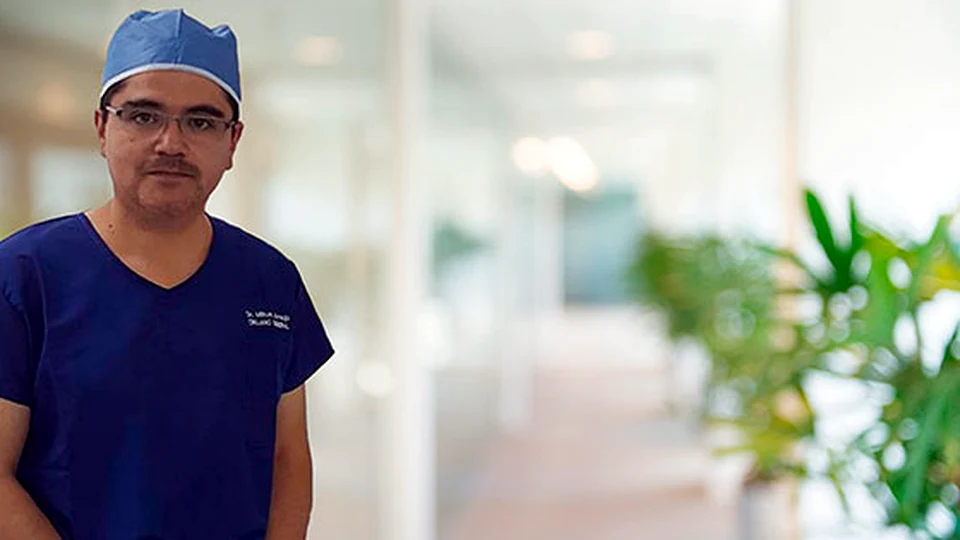 Dr. Milton Araujo Parra - Cirugía General y Laparoscopía en Quito